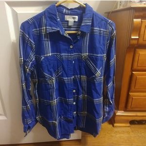 Old Navy L/S button down shirt,size small, barely worn!